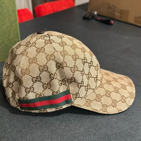 Gucci Original GG Canvas Baseball Hat - Picture 2 of 8